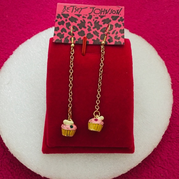 Fancy Dangle Pink Cupcake Earrings - Picture 3 of 6